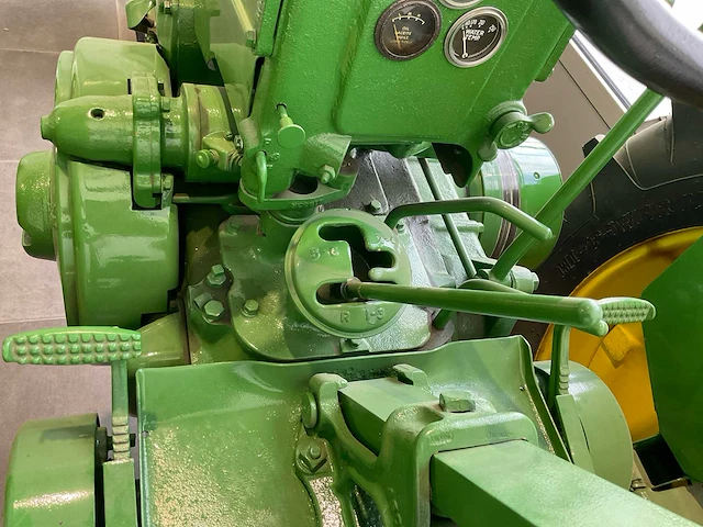 1945 john deere model b oldtimer tractor - afbeelding 14 van  21