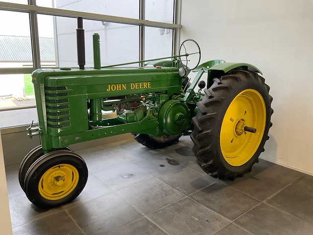 1945 john deere model b oldtimer tractor - afbeelding 1 van  21