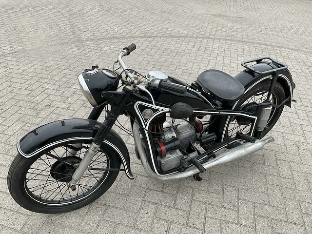 1947 emw r35 motorfiets - afbeelding 1 van  19