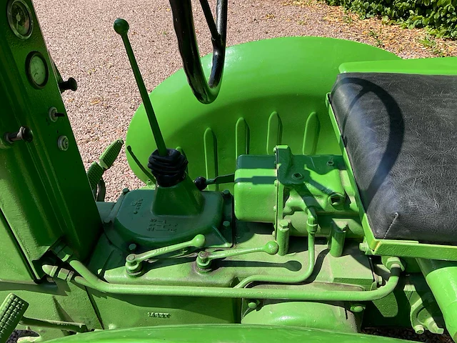 1947 john deere m oldtimer tractor - afbeelding 15 van  33