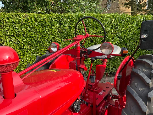 1947 mccormick farmall h oldtimer tractor - afbeelding 8 van  33