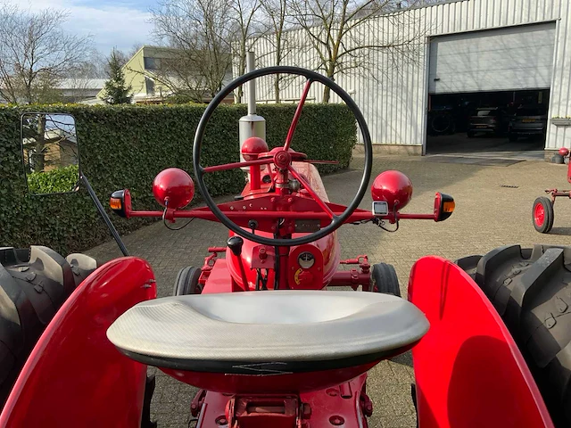 1947 mccormick farmall h oldtimer tractor - afbeelding 16 van  33
