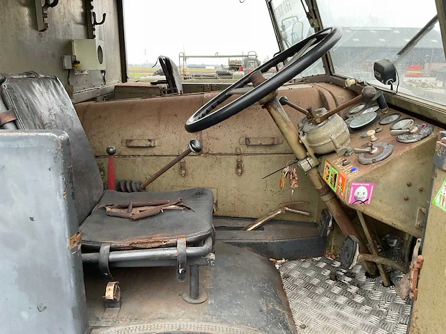 1950 saurer berna 2 cm 4x4 radiotruck - afbeelding 11 van  43