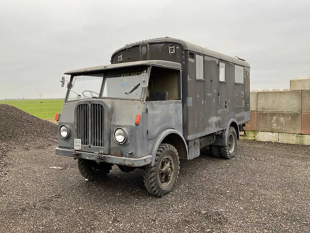 1950 saurer berna 2 cm 4x4 radiotruck - afbeelding 1 van  43
