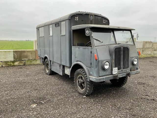 1950 saurer berna 2 cm 4x4 radiotruck - afbeelding 23 van  43