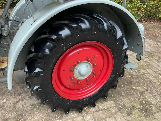 1951 eicher a7635 tweewielaangedreven landbouwtractor - afbeelding 5 van  31