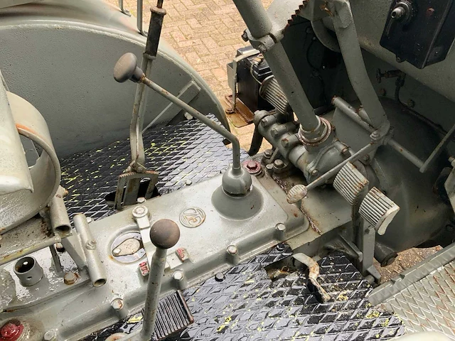 1951 eicher a7635 tweewielaangedreven landbouwtractor - afbeelding 15 van  31