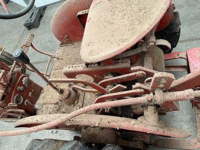 1951 mccormick farmall super a oldtimer tractor - afbeelding 14 van  22