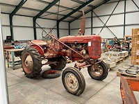 1951 mccormick farmall super a oldtimer tractor - afbeelding 16 van  22