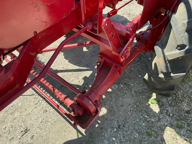 1952 massey-harris pony oldtimer tractor - afbeelding 18 van  25