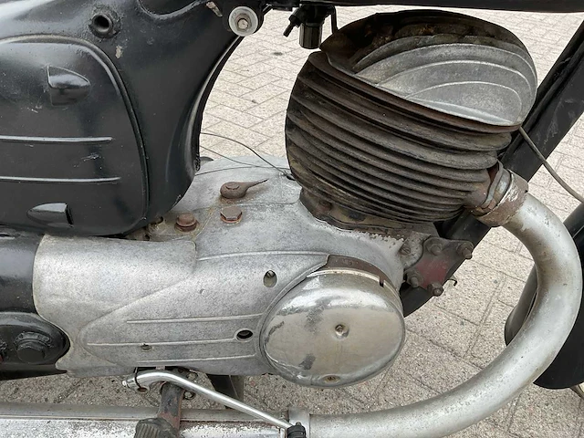 1952 puch 250 sgs motorfiets - afbeelding 17 van  19
