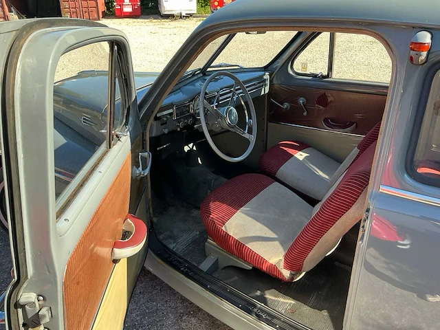 1955 volvo pv444 oldtimer - afbeelding 27 van  65