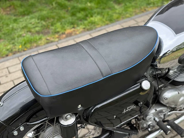 1956 ajs m30 600cc motorfiets - afbeelding 7 van  16