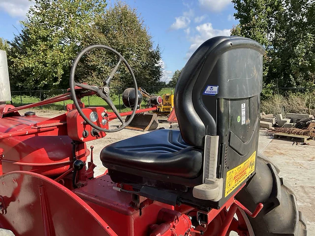 1956 farmall super bmd oldtimer tractor - afbeelding 9 van  27