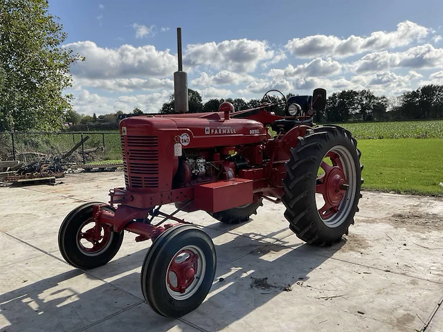 1956 farmall super bmd oldtimer tractor - afbeelding 12 van  27