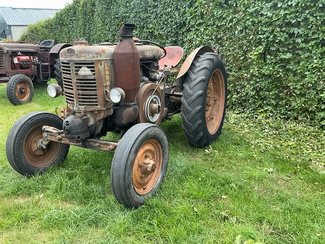 1956 landini l35 gloeikop oldtimer tractor - afbeelding 1 van  27