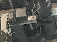 1956 v.d. bergh enkelligger onderhang halkraan 3,0t - afbeelding 2 van  12