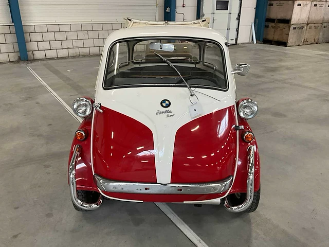 1957 bmw isetta 300 personenauto - afbeelding 12 van  21