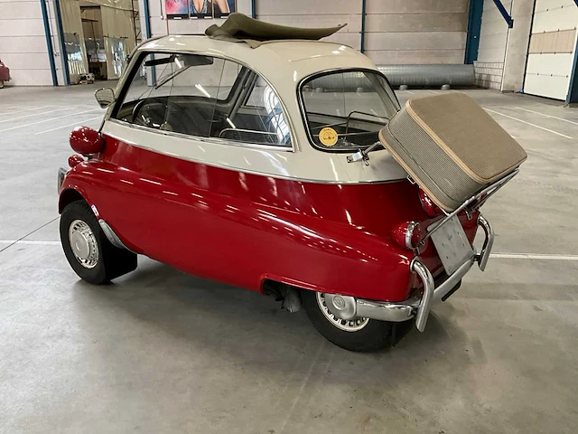 1957 bmw isetta 300 personenauto - afbeelding 19 van  21