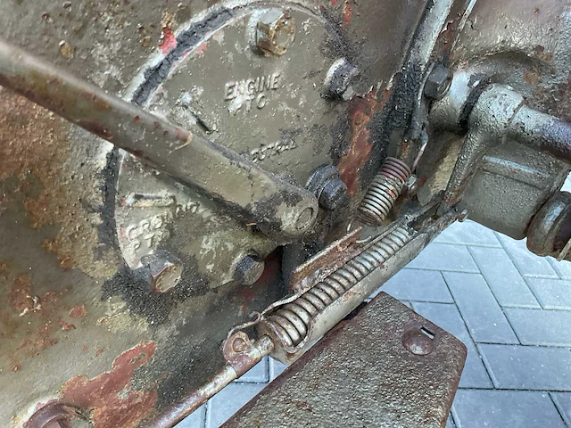 1957 massey ferguson 35 oldtimer tractor - afbeelding 9 van  19