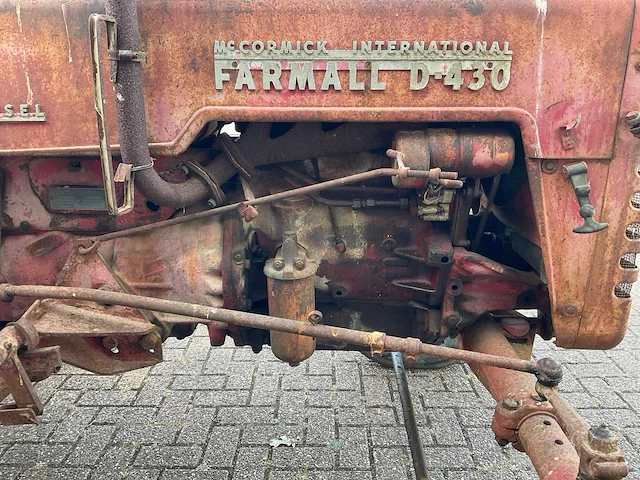 1957 mc cormick international farmall d-430 oldtimer tractor - afbeelding 21 van  24