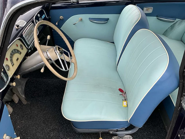 1957 opel rekord oldtimer - afbeelding 2 van  24