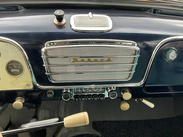 1957 opel rekord oldtimer - afbeelding 6 van  24