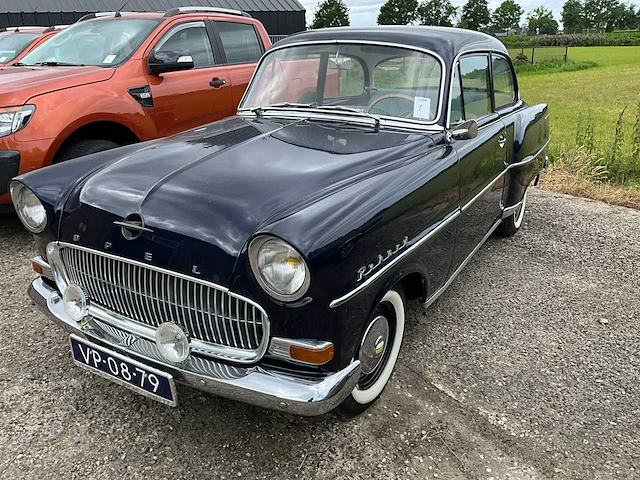 1957 opel rekord oldtimer - afbeelding 1 van  24
