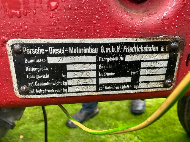 1957 porsche a 111 oldtimer tractor - afbeelding 8 van  16