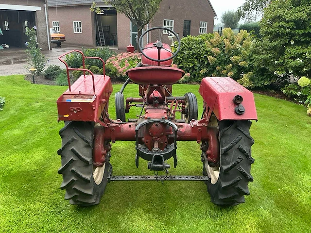 1957 porsche a 111 oldtimer tractor - afbeelding 11 van  16