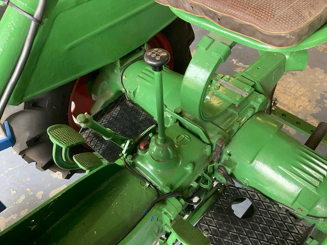 1958 guldner azk tweewielaangedreven landbouwtractor - afbeelding 25 van  49