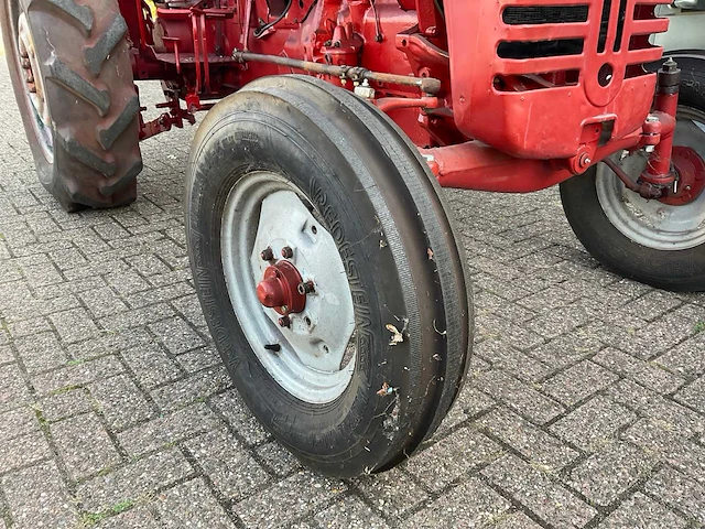 1958 mc cormick international farmall d-430 oldtimer tractor - afbeelding 13 van  32