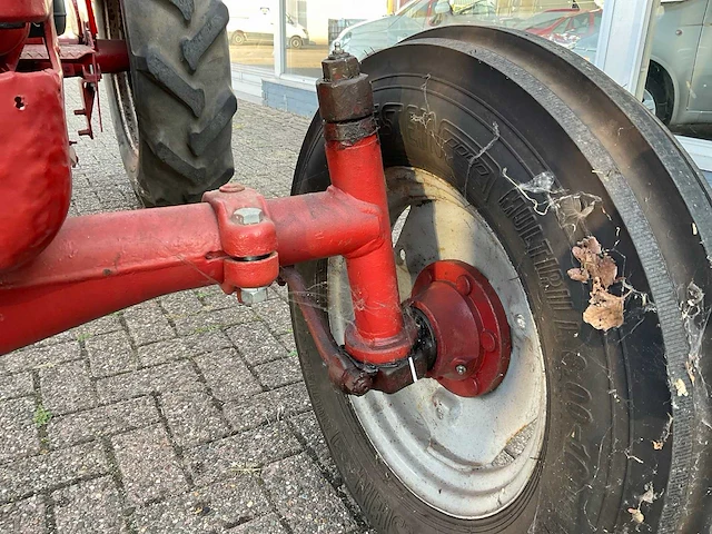 1958 mc cormick international farmall d-430 oldtimer tractor - afbeelding 15 van  32