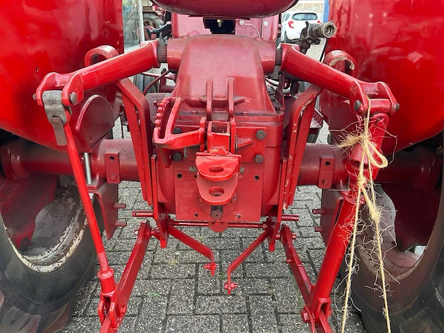 1958 mc cormick international farmall d-430 oldtimer tractor - afbeelding 19 van  32