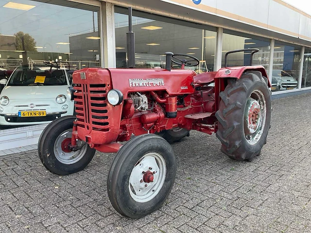 1958 mc cormick international farmall d-430 oldtimer tractor - afbeelding 1 van  32