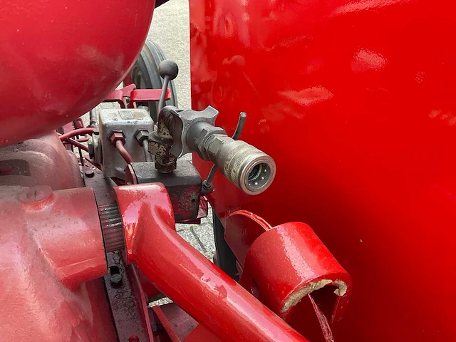 1958 mc cormick international farmall d-430 oldtimer tractor - afbeelding 20 van  32
