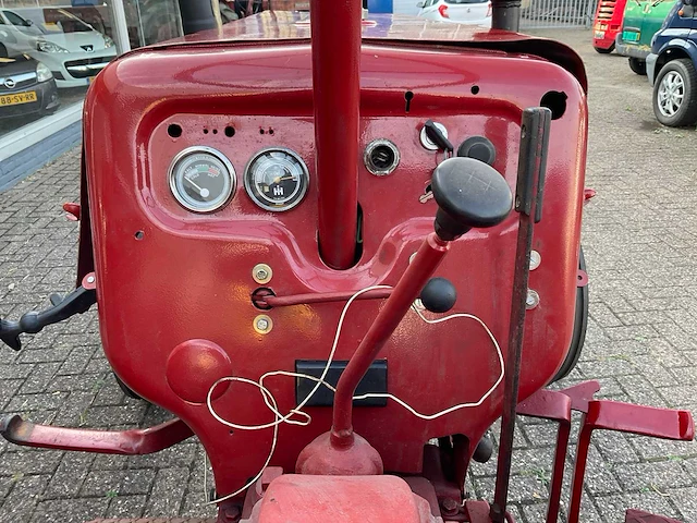 1958 mc cormick international farmall d-430 oldtimer tractor - afbeelding 21 van  32