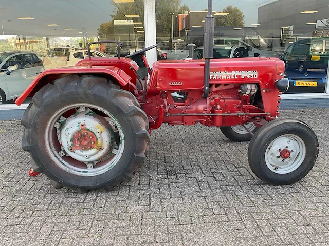 1958 mc cormick international farmall d-430 oldtimer tractor - afbeelding 4 van  32