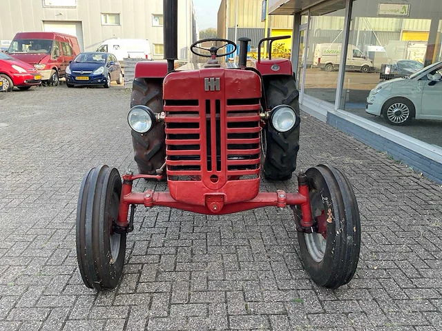 1958 mc cormick international farmall d-430 oldtimer tractor - afbeelding 9 van  32