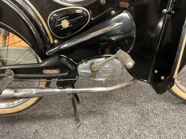 1958 sparta 2 versnelling brommer - afbeelding 4 van  14