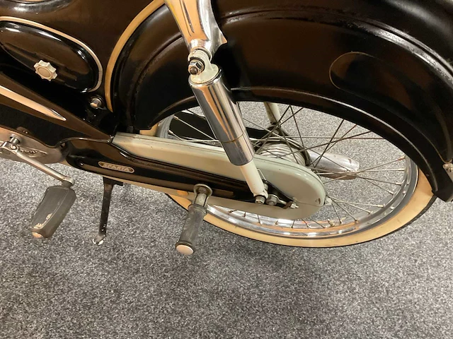 1958 sparta 2 versnelling brommer - afbeelding 5 van  14