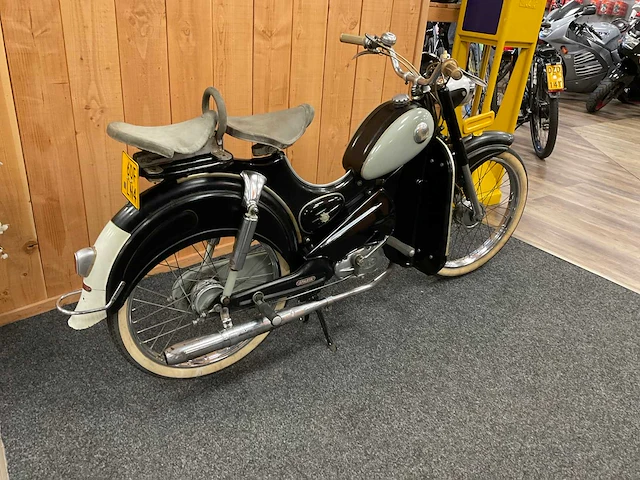 1958 sparta 2 versnelling brommer - afbeelding 8 van  14