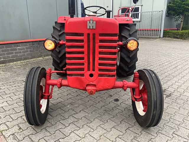 1960 farmall d-430 oldtimer tractor - afbeelding 5 van  30