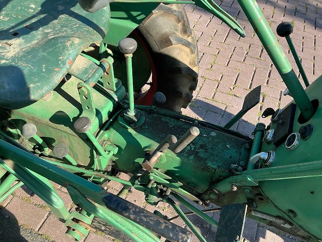 1960 holder b12 oldtimer tractor - afbeelding 8 van  24