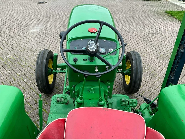 1960 john deere lanz 300 oldtimer tractor + maaibalk - afbeelding 18 van  31