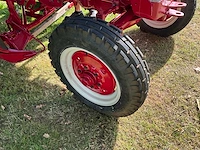 1960 mc cormick international d-324 oldtimer tractor met maakbalk - afbeelding 19 van  29