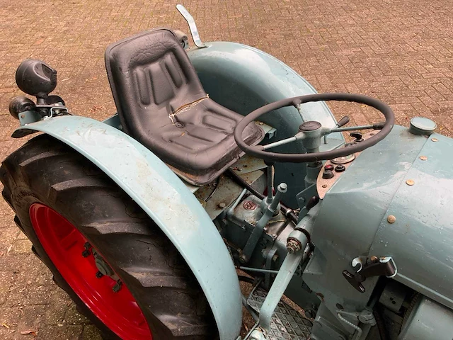 1961 eicher es201 oldtimer tweewielaangedreven landbouwtractor - afbeelding 13 van  29