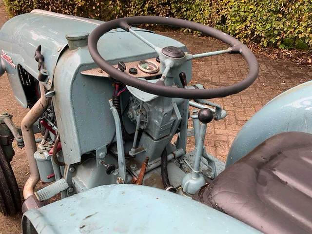 1961 eicher es201 oldtimer tweewielaangedreven landbouwtractor - afbeelding 20 van  29