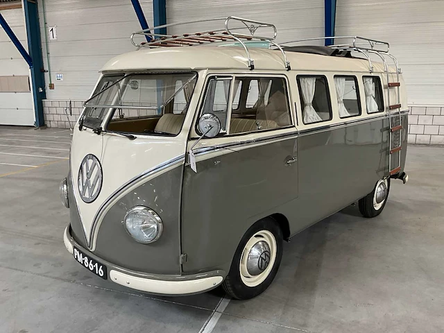 1961 volkswagen t1 camper - afbeelding 1 van  33