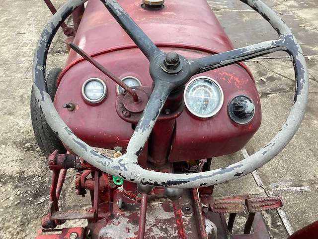 1962 david brown 850 implematic tweewielaangedreven landbouwtractor - afbeelding 3 van  12